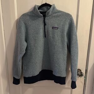 Patagonia sweatshirt